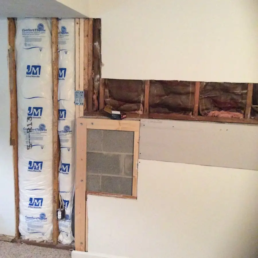 Wall insulation replacement during Structural Drying in Oakdale